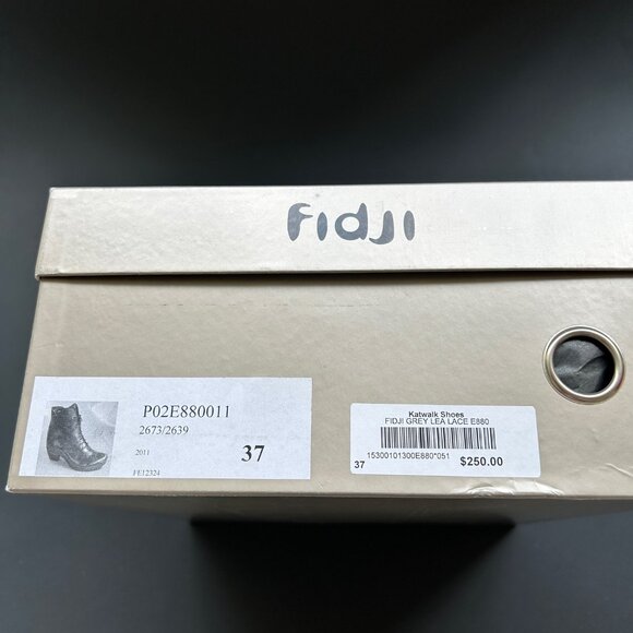 Fidji Boots, Brand New "Vintage" Look, Size 37, Rich Black and Grey Leather - Picture 8 of 8